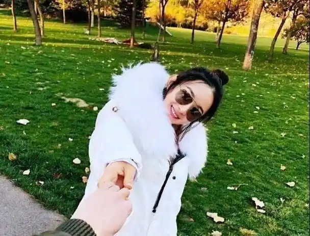 杨颖:这是我孕照,赵丽颖:这是我孕照,刘诗诗:不好意思都靠边_妈妈