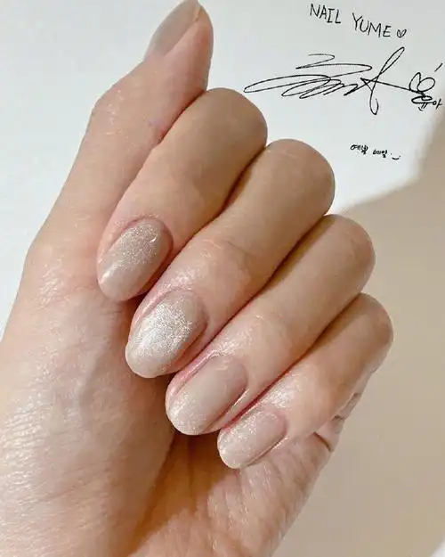 美甲店更新林允儿相关一则3230343730:@limyoona903833