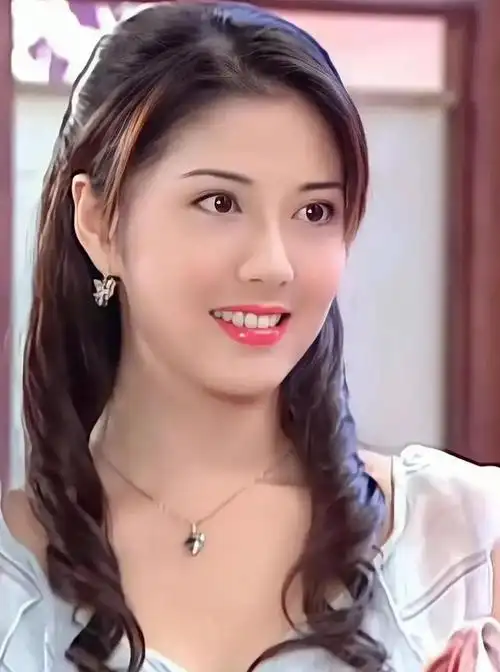 她是隐藏在台湾省狗血乡土剧中的绝世美女 长相貌美却感情路坎坷