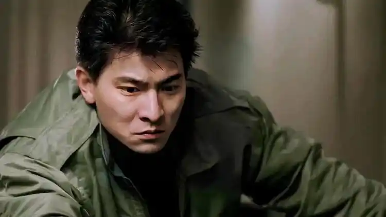 至尊:抽烟姿势我只服刘德华,这段我看了八遍,至今还是学不会