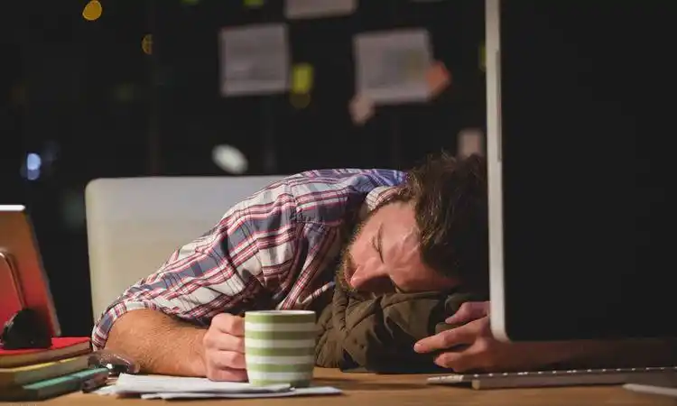 加班熬夜太疲惫?这些装备为你解忧