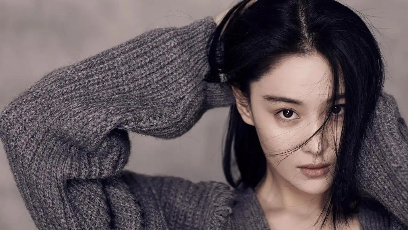 张馨予是人生赢家,高调宣布怀孕,这就是嫁给爱情的