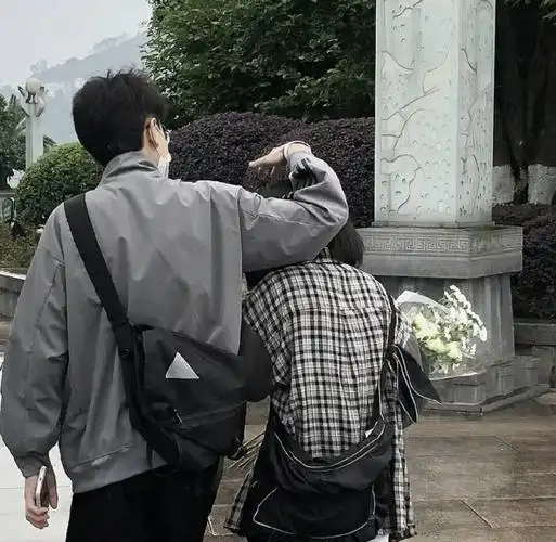 情侣头像/男生头像/女生头像/文艺/捧花/真人/ 和你相许一生,是我素色