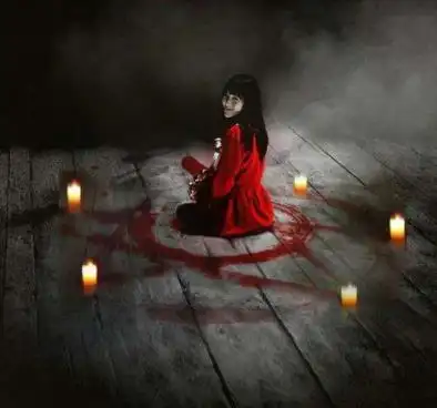 民间鬼故事短篇超吓人:夜晚睡前鬼故事(慎入)