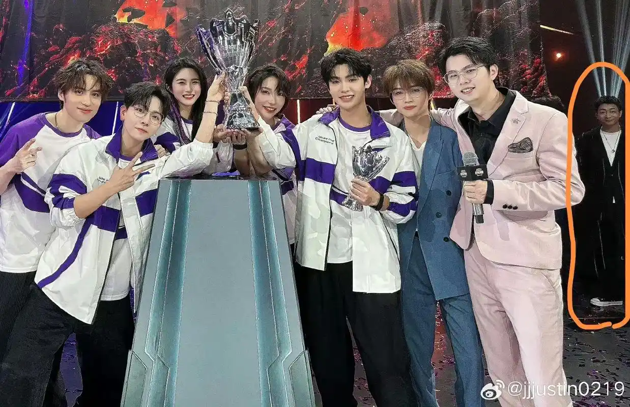 综艺 #战至巅峰  #黄明昊  有左立哥的大合照,829个 - 抖音