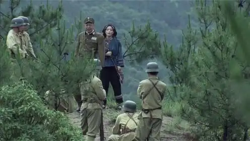 突围突围:国军欺负瑶族美女,不料她哥是营长,一枪毙了国军长官