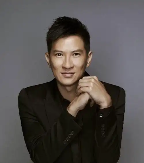 张家辉(中国香港影视男演员)_尚可名片