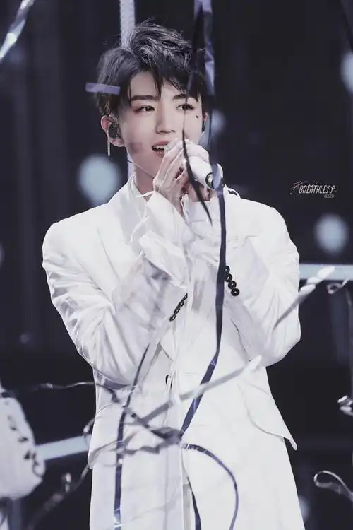 十九岁生日会王俊凯