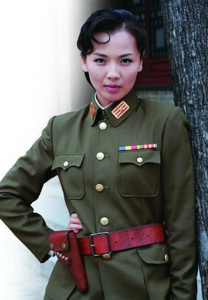 刘涛,说起她大家应该是非常熟悉的,是一位非常优秀的女明星,参演过