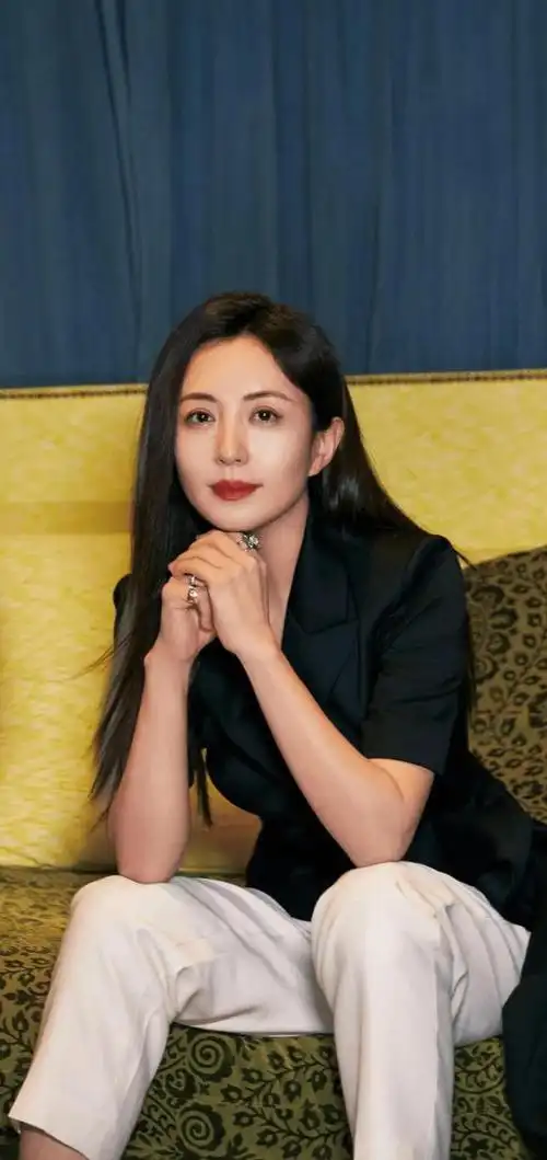 杨童舒最新超高清美图