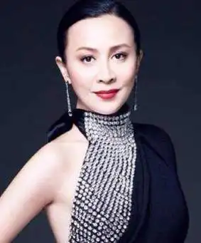 "一人吃饱,全公司不饿"的艺人,白敬亭很幸运,刘嘉玲也太强了_郑爽