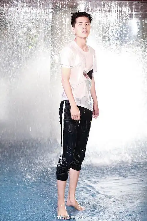 澄清刘昊然身高