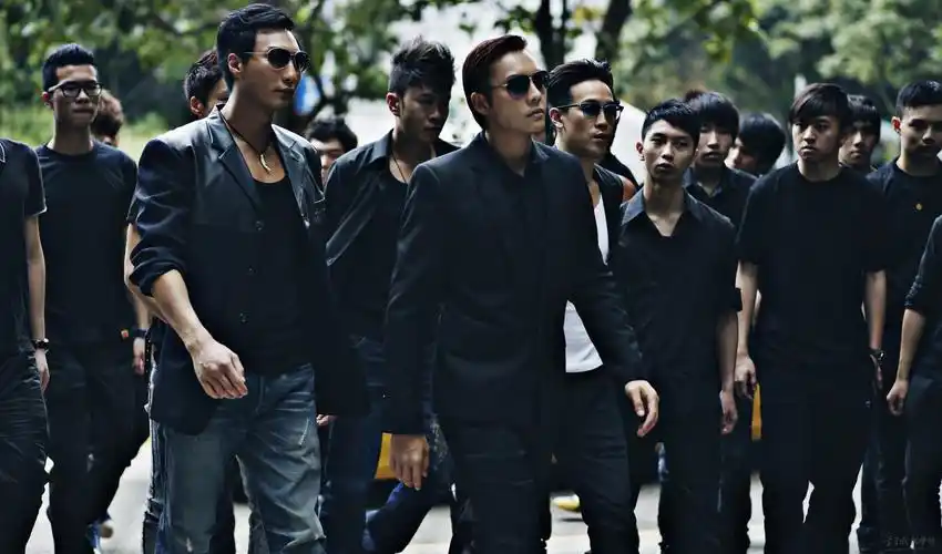 qq个性签名黑社会