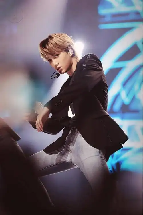 钟仁的时尚成绩也十分优秀了.