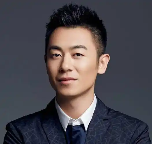 原创中国内地10位优质帅哥男星个个长相帅气健壮你最喜欢谁