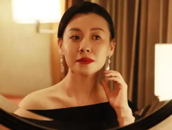 刘琳本是豪门阔太被导演喊来临时救场却意外走红,50岁片约不断