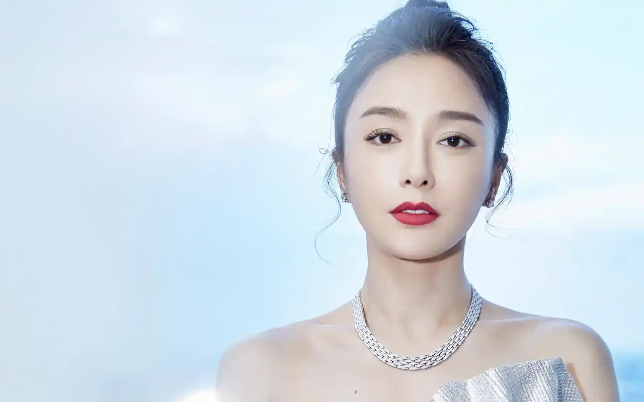 袁姗姗优雅气质写真图片桌面壁纸