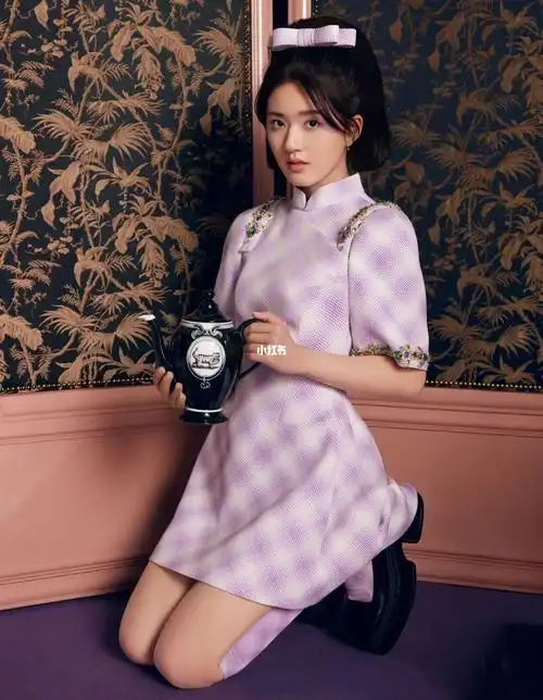 集1000套旗袍造型之赵露思甜美复古风92