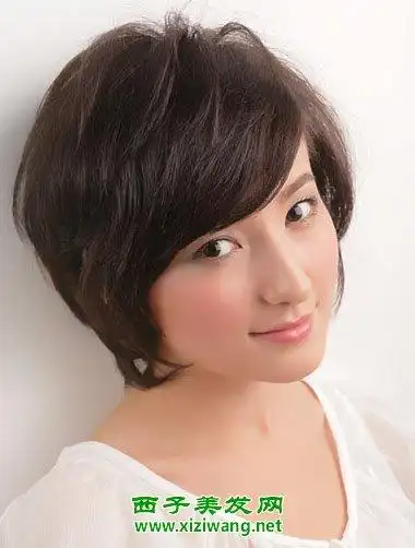 圆瓜子脸适合什么短发发型