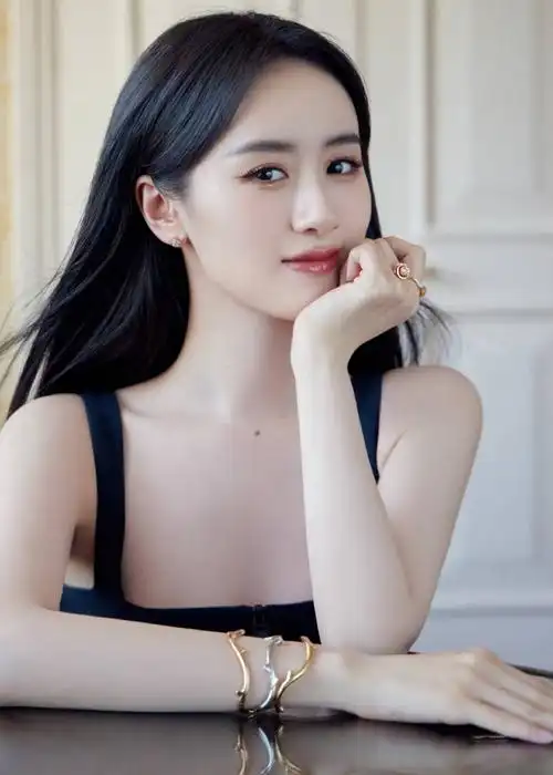 性感美女明星袁冰妍写真