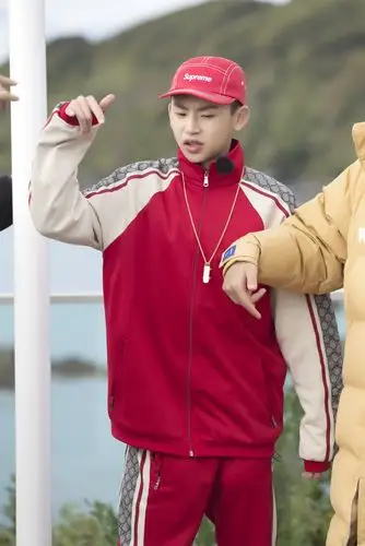 小鬼王琳凯青春的花路收官花路旅途共同成长