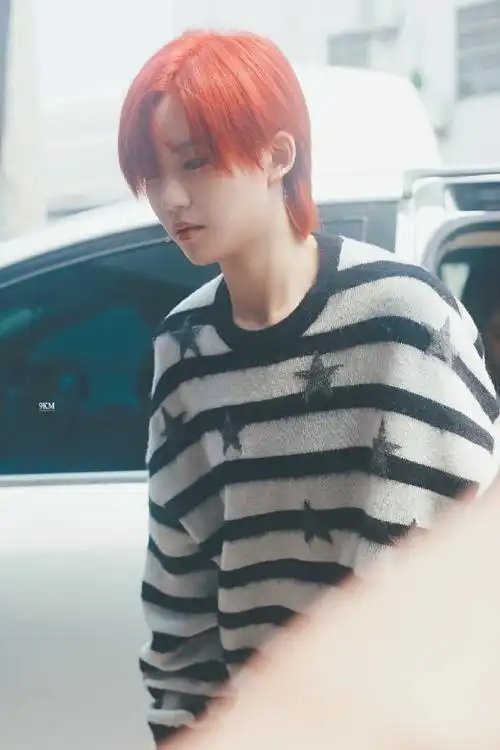 陆柯燃红发合集小陆公主红发造型最出圈了,完全突出陆柯燃独特的魅力