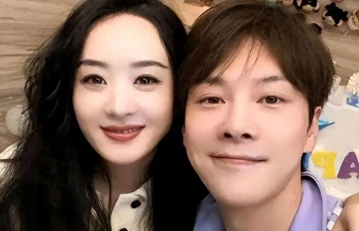 赵丽颖新恋情疑曝光!冯绍峰深夜控诉:秀恩爱可以,别影响我生活