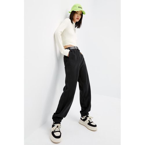 太平鸟摇粒绒束脚运动裤女2022年冬季新款白色高腰休闲裤