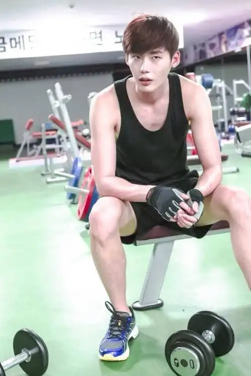 运动硕 你的每一面 李钟硕