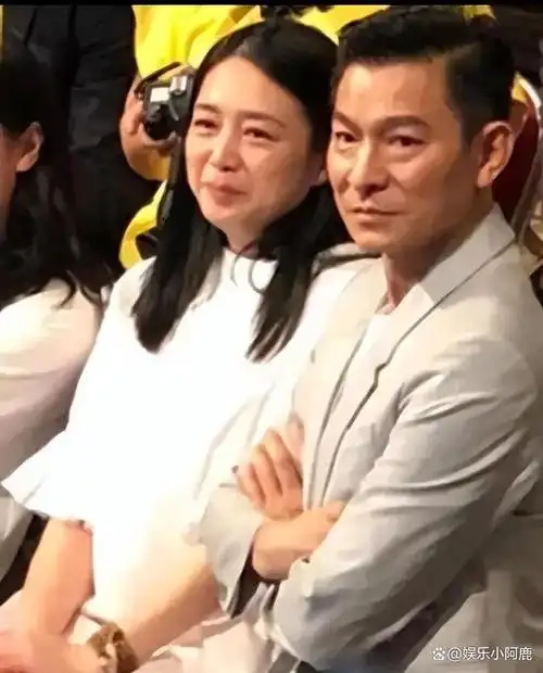 豪门千金朱丽倩携亿万身家嫁给刘德华46岁高龄为爱产女