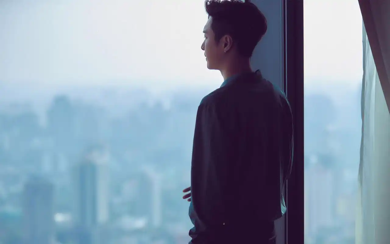 张艺兴衬衣魅力帅气写真图片桌面壁纸