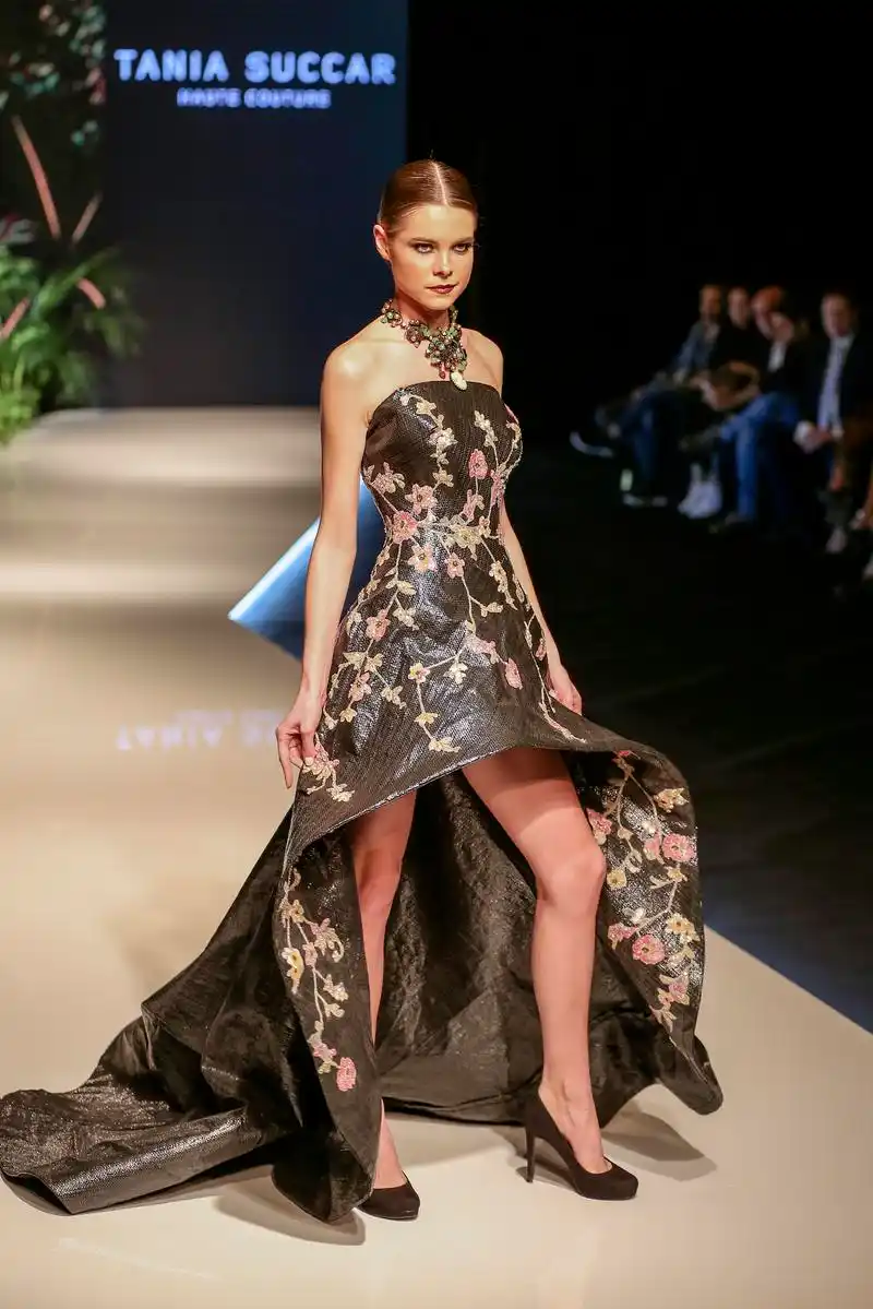 贝鲁特时装周——设计师塔尼娅·苏卡尔时装秀(4)