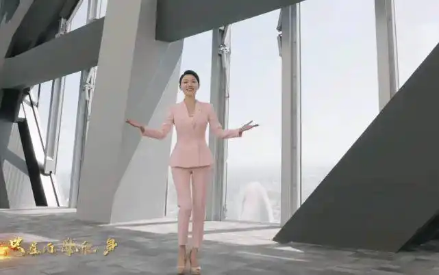 央视百位主持人齐聚李梓萌龙洋穿西装献唱李红一袭黄裙更吸睛