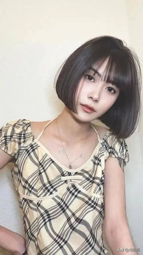 今年流行剪什么短发好看,今年剪什么短发最流行(14款新时尚发型)