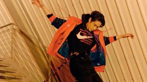 王一博t杂志四月刊时尚阳光迷人写真,高清壁纸图片,大陆明星-回车桌面