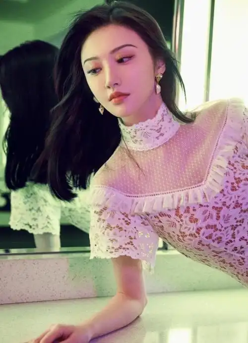 少女心到底是什么看到景甜穿粉色蛋糕裙后我秒懂了