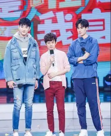 胡一天官方身高188他的资料是真实的吗