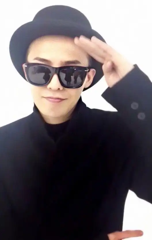 分享一波戴着墨镜的权志龙!快来收图!