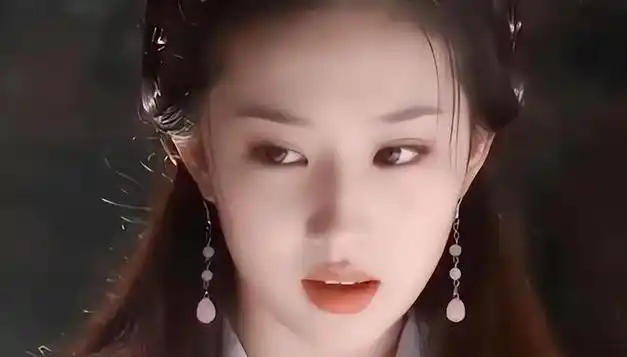 刘亦菲曝光自己的恋爱状态竟然没人追