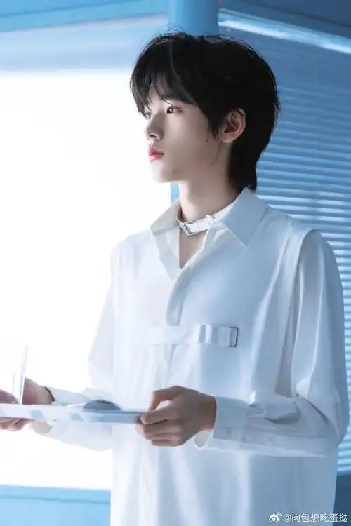 宋亚轩楼非楼演唱会##宋亚轩表情包