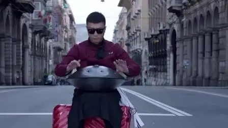 好先生:孙红雷表演手碟的样子太帅了,关键是还那么好听