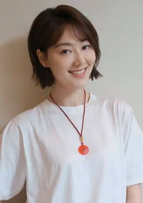 女主持王冠个人资料简介(和她消失五年的真相) | 人物集