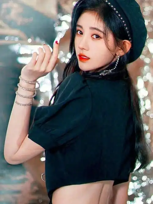 幂幂和小鞠的照片鸭