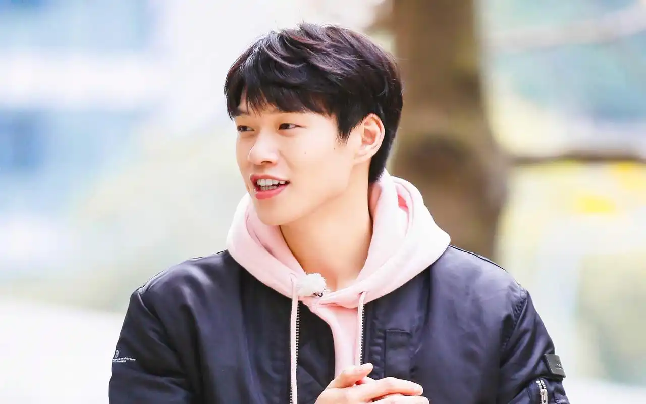 魏大勋《二十四小时》高清图片壁纸