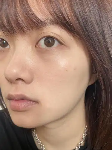 lbbbbbb的混油皮byterry一号色反馈和蝌蚪眼宋祖儿眼睑下至眼妆反馈