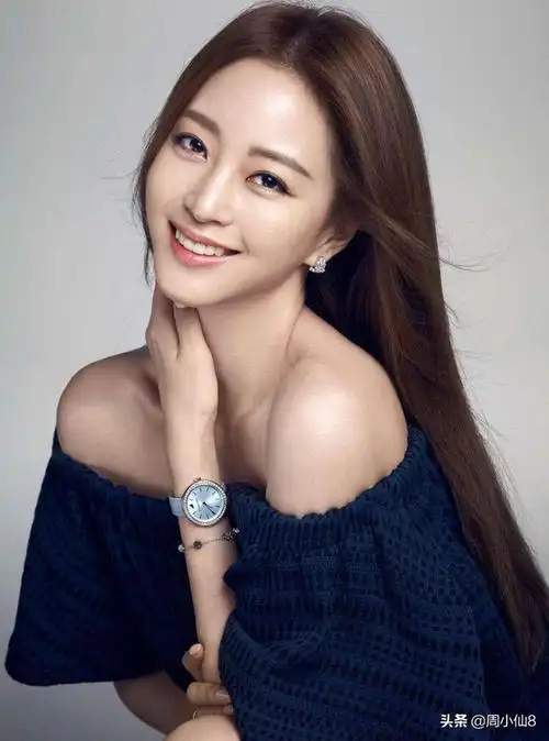 明星韩艺瑟,韩国影视女演员,被誉为韩国"十大最美女星之一"