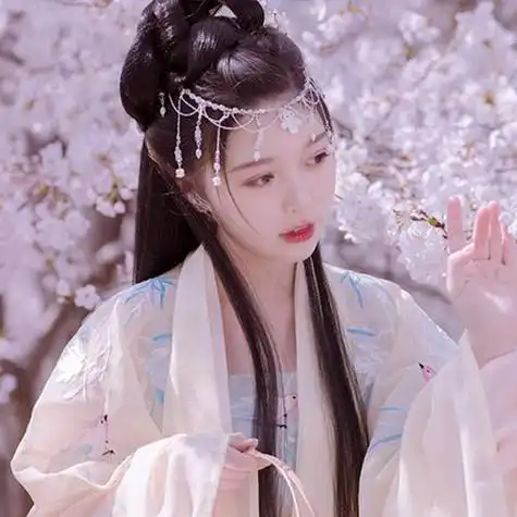 你和三月都是春天微博自截古风汉服女生头像