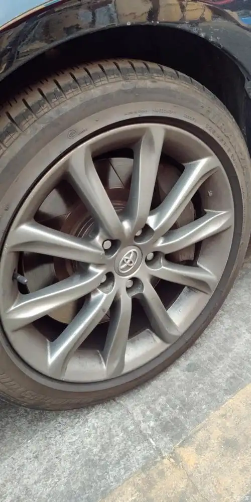 丰田锐志原厂六丰轮毂不带胎枪灰