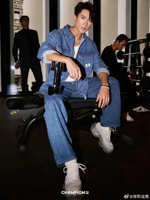 96珠宝,诠释高级而简约的时尚态度,#吴尊的身材#小秀肌肉线条谁能不