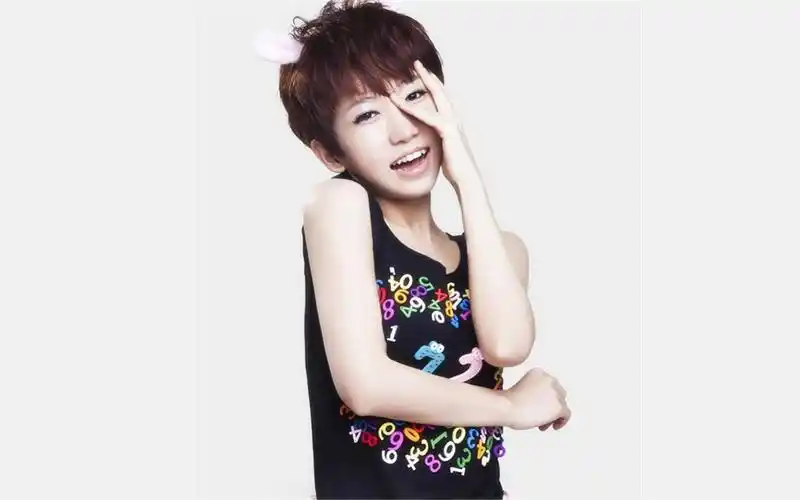 女明星快女洪辰高清壁纸